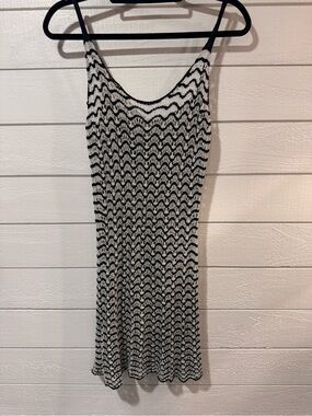 Vintage Bettie Page Black and White Zigzag Knit Mini Dress